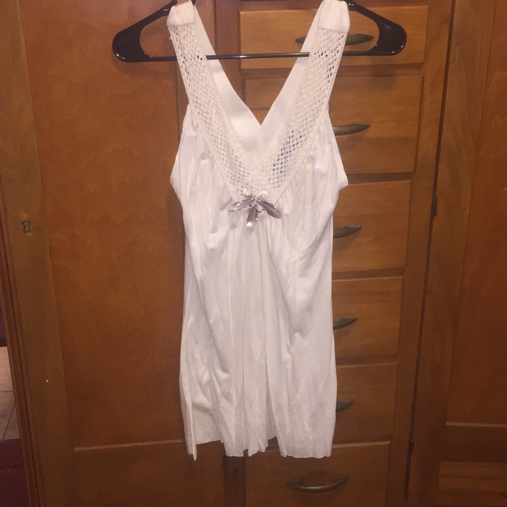 Summer tank top with sea shell accents